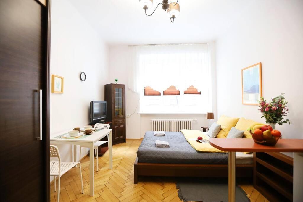 קרקוב Batorego Cosy Apartment מראה חיצוני תמונה